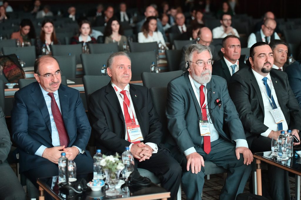 1476360818_konferans_g__rsel_2