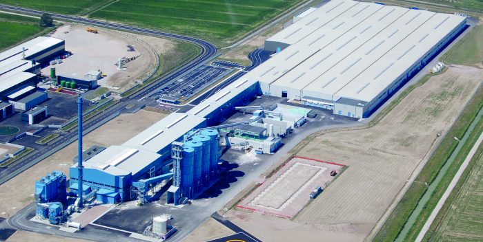 AVRUPA’NIN EN BÜYÜK DÜZCAM ÜRETİCİSİ OLAN ŞİŞECAM BÜYÜMEYE DEVAM EDİYOR