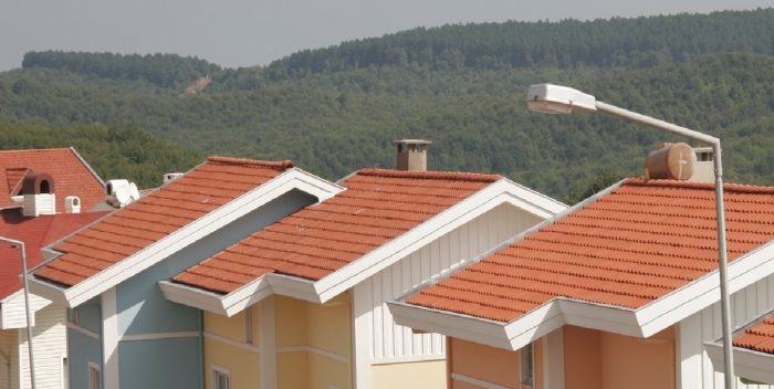 ÇATI VE BACA YANGINLARI İÇİN EN TEHLİKELİ MEVSİM KAPIDA, ÖNLEM ALMAK ELİMİZDE